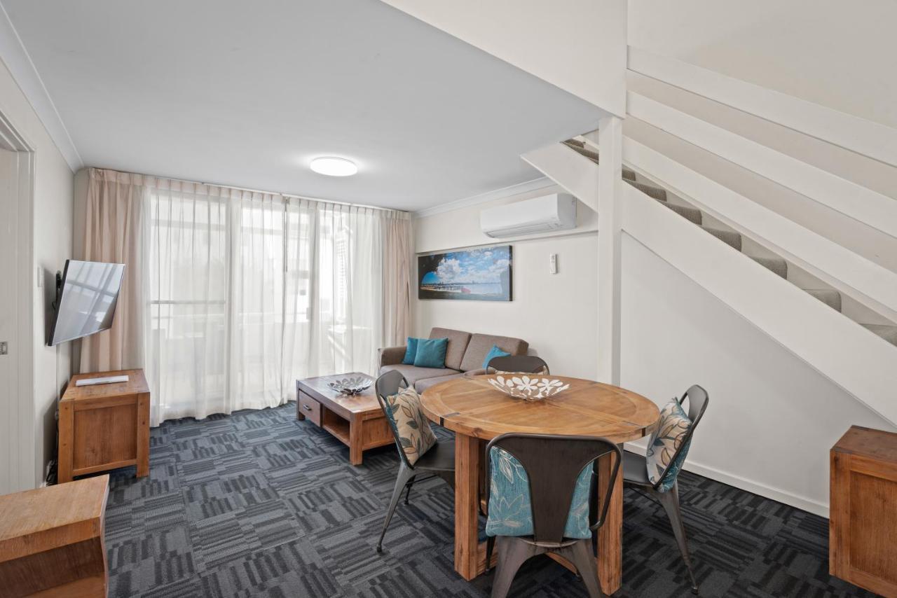 Broadwater Resort Como Perth Exterior photo
