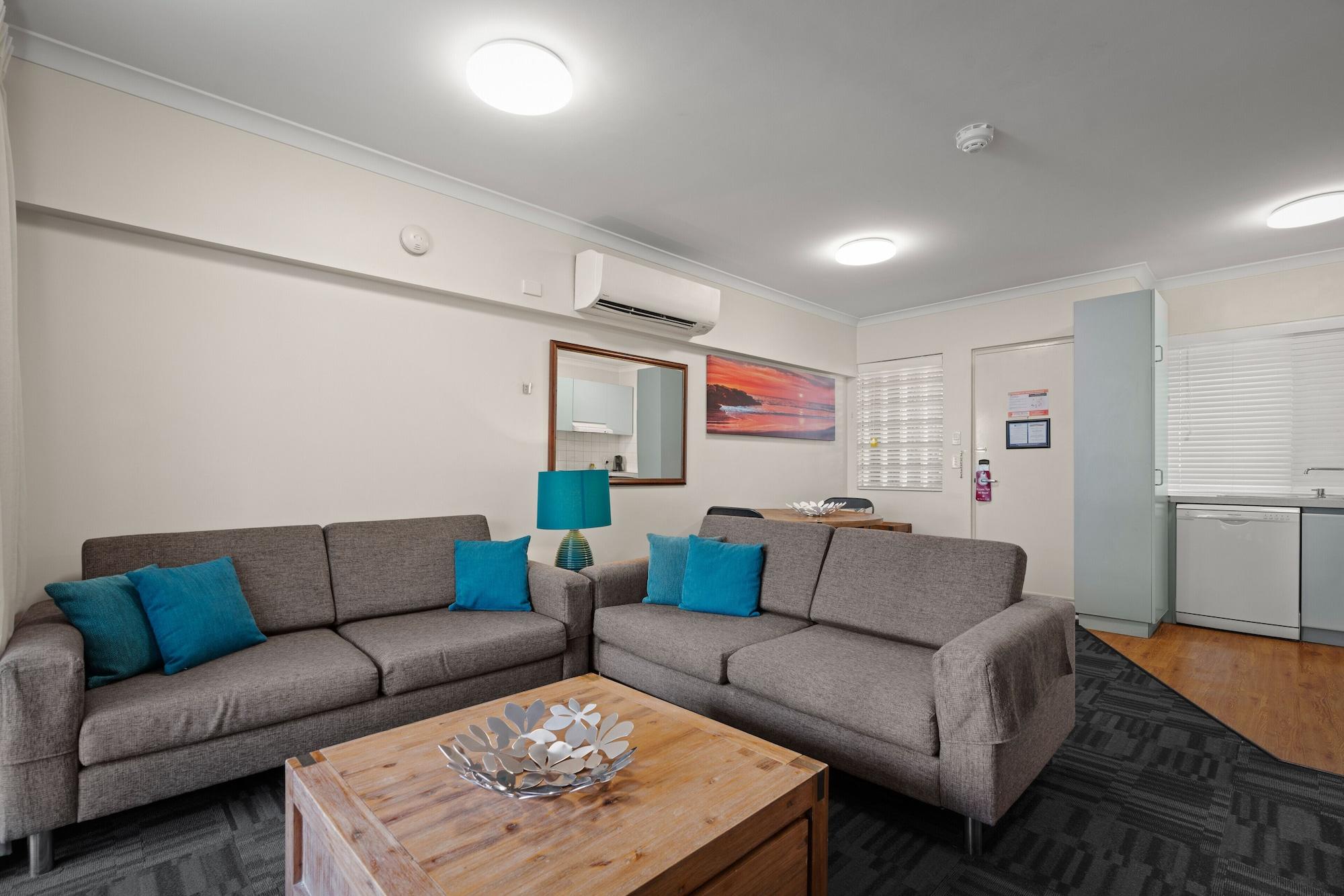 Broadwater Resort Como Perth Exterior photo