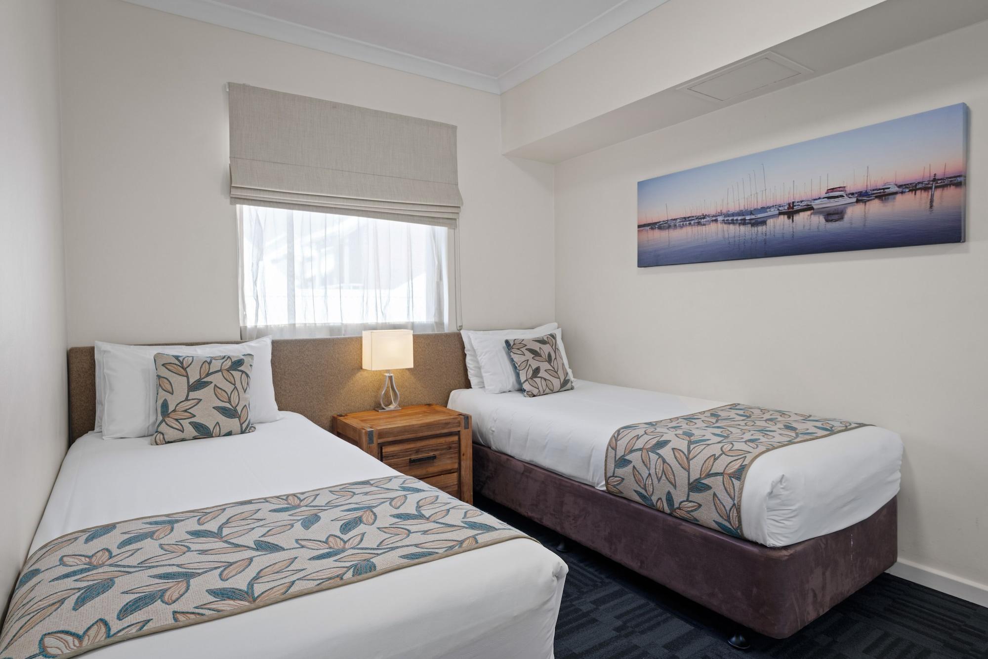 Broadwater Resort Como Perth Exterior photo